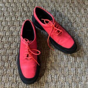 Camper Lab Pix Derby in red with black sole and platform